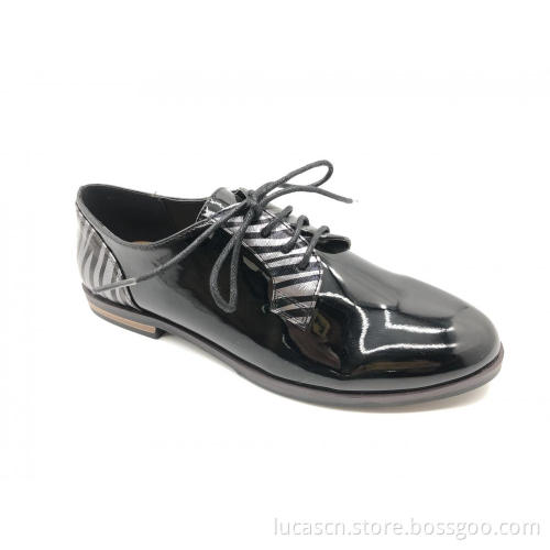 Damen Flügelspitze Schnüren Zwei Ton Schuhe